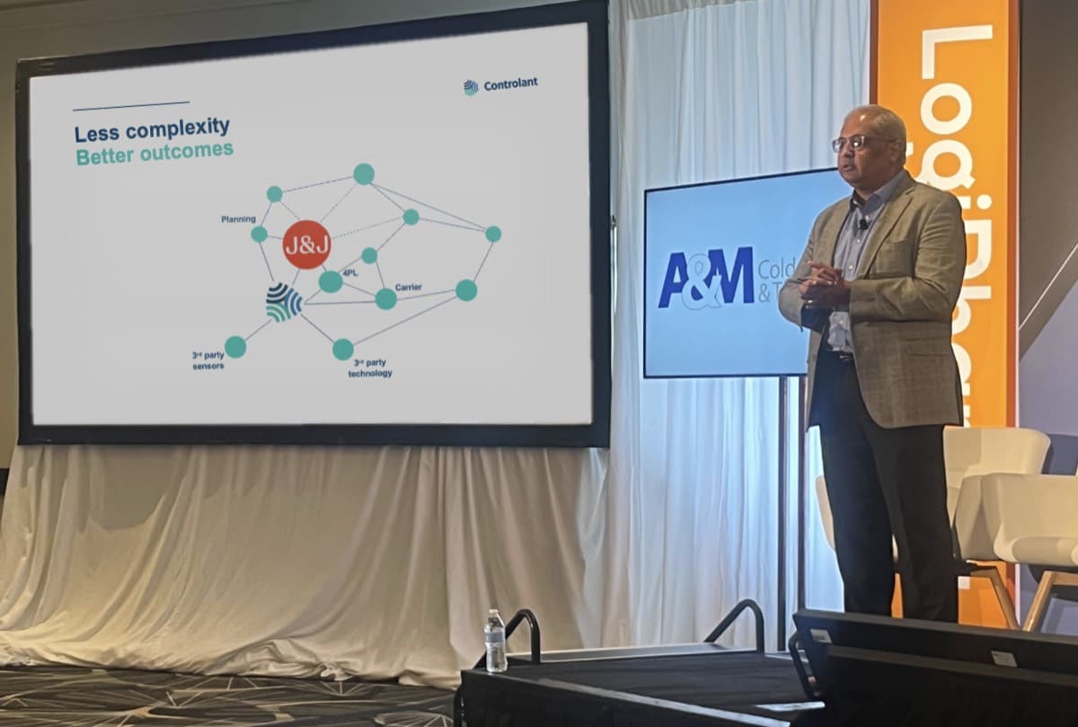 Samir Gami, Senior Director of Advanced Customer Capabilities J&J speaking LogiPharma US. He's on stage presenting on pharma supply chain ecosystem.